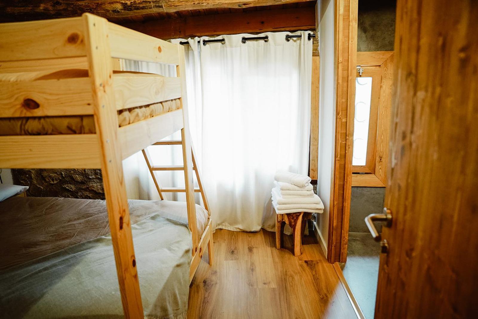Cases Altes De Posada Naves  Exterior photo